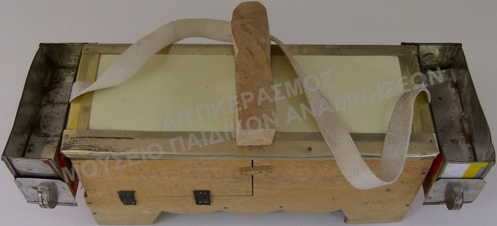 ΚΑΣΕΛΑΚΙ ΜΙΚΡΟΥ ΛΟΥΣΤΡΟΥ, 1950